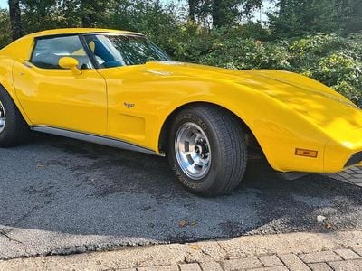 Second-hand Corvette Stingray 193 CP (141 kW) 1977 Galben