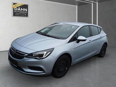 Gebraucht Opel Astra Edition 101 PS (74 kW) 2018 Blau Limousine
