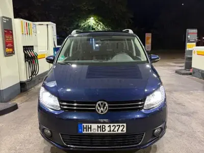 Gebraucht VW Touran Highline 140 PS (102 kW) 2012 Blau Van / Kleinbus