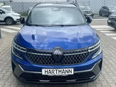 Second-hand Renault Austral Iconic Esprit Alpine 200 CP (147 kW) 2025 Negru SUV