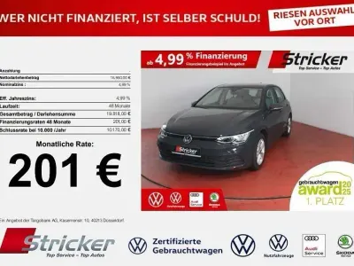 Gebraucht VW Golf VIII Life 110 PS (80 kW) 2020 Grau Limousine