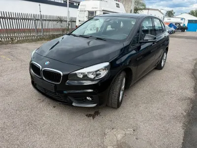 Gebraucht BMW 216 Active Tourer Advantage 102 PS (75 kW) 2016 Schwarz Van / Kleinbus