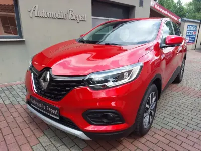 Gebraucht Renault Kadjar Zen 140 PS (102 kW) 2022 Rot SUV