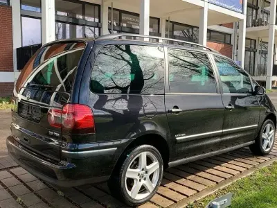 Gebraucht VW Sharan United 140 PS (102 kW) 2010 Schwarz Van / Kleinbus