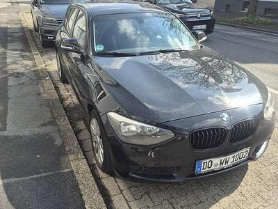 Gebraucht BMW 116 116 PS (85 kW) 2011 Schwarz Kleinwagen