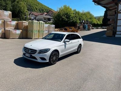Gebraucht Mercedes 220 194 PS (142 kW) 2019 Weiß Kombi