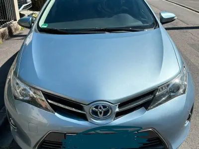 Gebraucht Toyota Auris Touring Sports 136 PS (100 kW) 2015 Blau Kombi