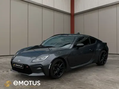 Gebraucht Toyota GR86 234 PS (172 kW) 2024 Grau Coupé
