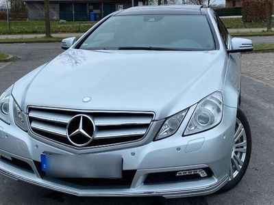 gebraucht Mercedes E350 CoupéCDI BlueEFFICIENCY/Navi/Pano/Xenon