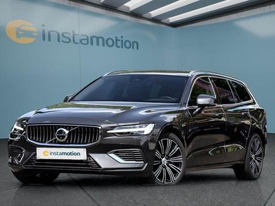 Grau Gebraucht 2024 Volvo V60 Kombi | 43.449 € (Fairer Preis)