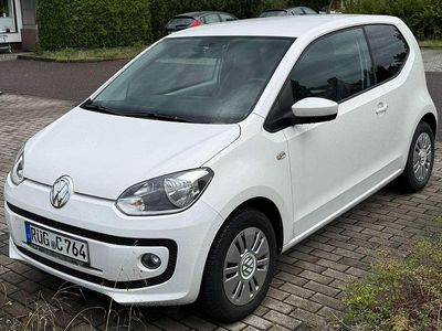 Weiß Gebraucht 2016 VW up! move up! Kleinwagen | 8.500 € (Etwas zu teuer)
