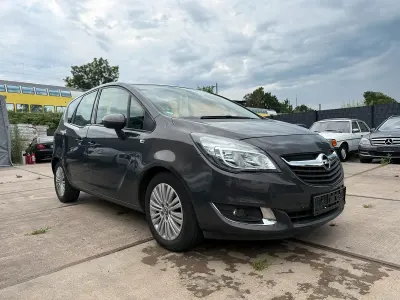Gebraucht Opel Meriva Active 120 PS (88 kW) 2014 Grau Van / Kleinbus
