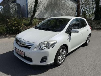 Gebraucht Toyota Auris Hybrid 99 PS (72 kW) 2012 Weiß Kleinwagen