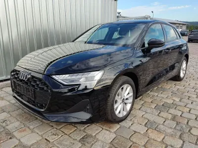 Gebraucht Audi A3 150 PS (110 kW) 2026 Schwarz Limousine