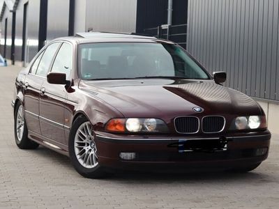 gebraucht BMW 520 i E 39 mit neuem Tüv