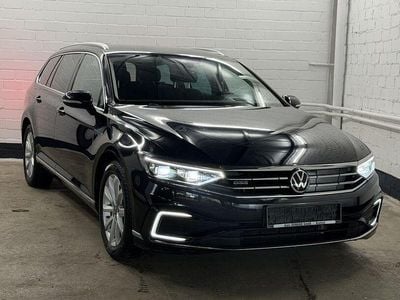 Deep black perleffekt Gebraucht 2020 VW Passat GTE Kombi | 18.950 € (Superpreis)