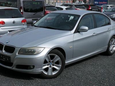 Usata BMW 320 Lifestyle 184 CV (135 kW) 2011 Argento Berlina