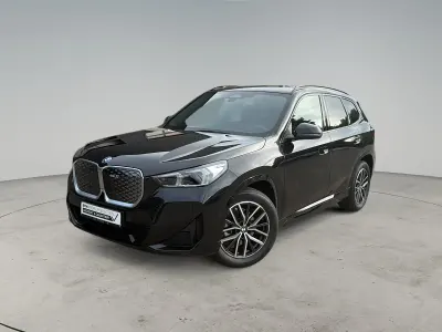 Gebraucht BMW iX1 M Sport 150 kW (204 PS) 2025 Schwarz SUV