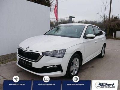 Gebraucht Skoda Scala Ambition 110 PS (80 kW) 2022 Weiß Kleinwagen