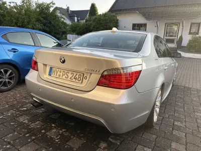 Gebraucht BMW 530 M Sport 272 PS (200 kW) 2009 Silber Limousine