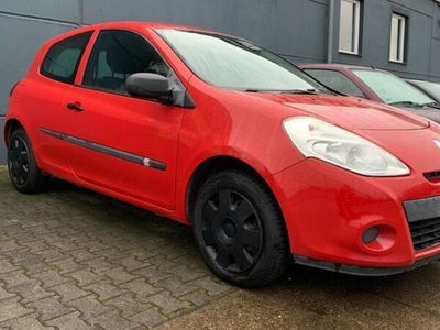 gebraucht Renault Clio Yahoo! 1.2 16V 75 Yahoo!