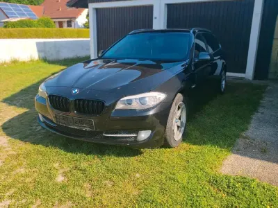 Gebraucht BMW 520 184 PS (135 kW) 2012 Schwarz Kombi