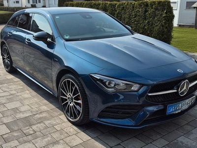Gebraucht Mercedes CLA250e Shooting Brake 218 PS (160 kW) 2021 Blau Kombi