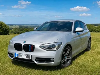 Gebraucht BMW 118 Sport Line 143 PS (105 kW) 2012 Silber Kleinwagen