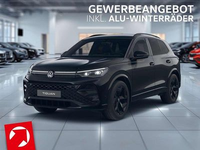 Schwarz (grenadillschwarz metallic) Neu 2025 VW Tiguan R-line SUV | 45.891 € (Fairer Preis)