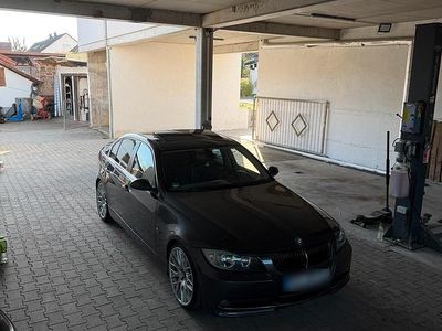 Gebraucht BMW 325 217 PS (159 kW) 2006 Limousine