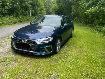 Gebraucht Audi A4 S-Line 190 PS (139 kW) 2020 Blau Kombi