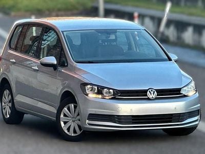 Reflexsilber metallic Gebraucht 2017 VW Touran Comfortline Van / Kleinbus | 13.700 € (Fairer Preis)
