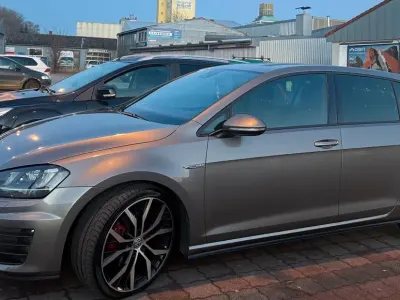 Gebraucht VW Golf VII GTD 184 PS (135 kW) 2015 Gold Limousine