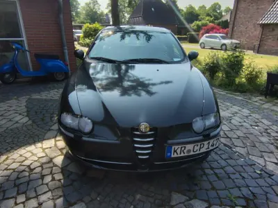 Gebraucht Alfa Romeo 147 120 PS (88 kW) 2004 Schwarz Kleinwagen