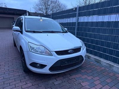 Second-hand Ford Focus Style 136 CP (100 kW) 2008 Alb Break