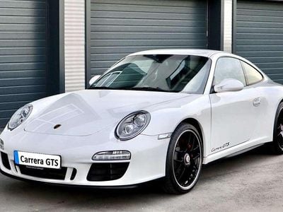 Porsche 911 Carrera GTS