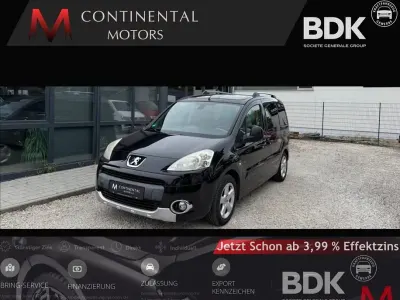 Gebraucht Peugeot Partner Tepee Family 111 PS (81 kW) 2011 Schwarz Van / Kleinbus
