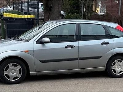 Gebraucht Ford Focus 101 PS (74 kW) 2003 Silber Limousine