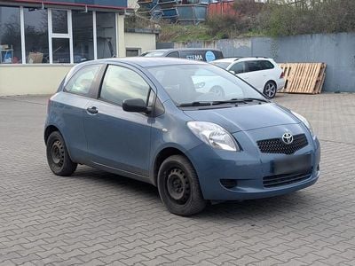 Gebraucht Toyota Yaris 70 PS (51 kW) 2006 Blau Kleinwagen
