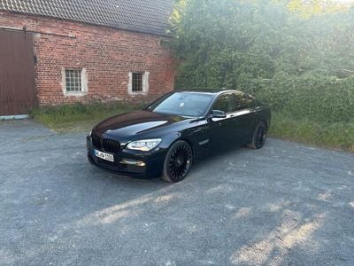 BMW 730