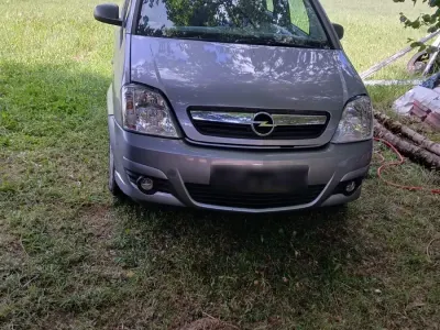 Gebraucht Opel Meriva 105 PS (77 kW) 2009 Grau Van / Kleinbus