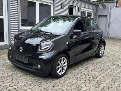 Gebraucht Smart ForFour Passion 71 PS (52 kW) 2016 Schwarz Kleinwagen