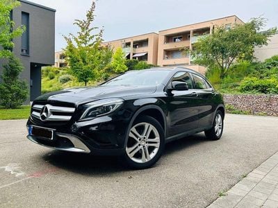 Mercedes GLA200