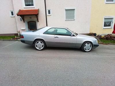 Gebraucht Mercedes E320 220 PS (161 kW) 1992 Silber Coupé