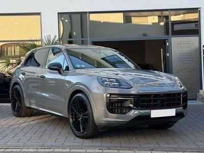 Gebraucht Porsche Cayenne 470 PS (345 kW) 2024 Grau SUV
