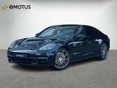 Porsche Panamera 4