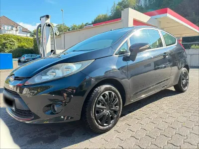 Gebraucht Ford Fiesta 60 PS (44 kW) 2011 Schwarz Coupé