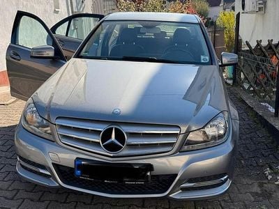 Usata Mercedes C220 Avantgarde 170 CV (125 kW) 2013 Argento Berlina