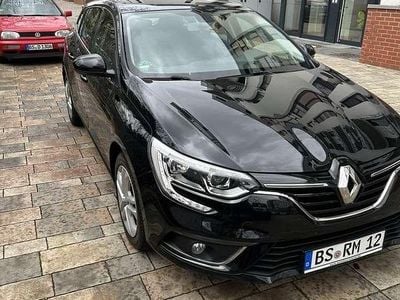 Gebraucht Renault Mégane GrandTour Play 101 PS (74 kW) 2018 Kombi