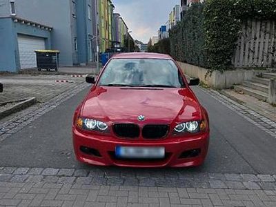 Gebraucht BMW 325 M Sport 192 PS (141 kW) 2004 Rot Coupé